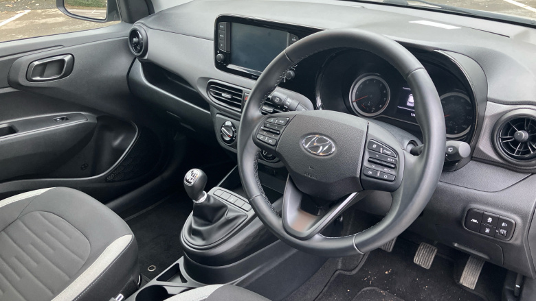 Hyundai i10 1.2 MPi SE Connect 5dr Petrol Hatchback